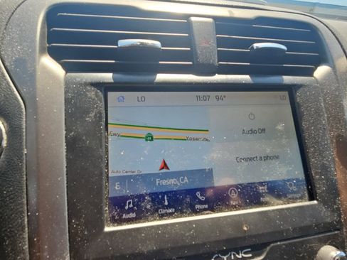 Used 2019 Ford Fusion SE FWD image 15