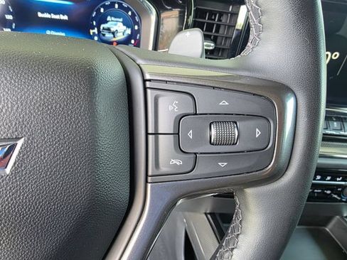 Used 2023 Chevrolet Silverado 1500 ZR2 w/ Technology Package AWD/4WD image 30