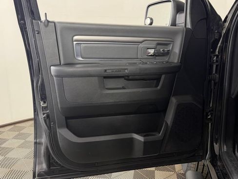 Used 2023 RAM 1500 Classic SLT w/ Electronics Convenience Group AWD/4WD image 11