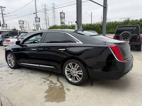 Used 2019 Cadillac XTS Luxury image 4