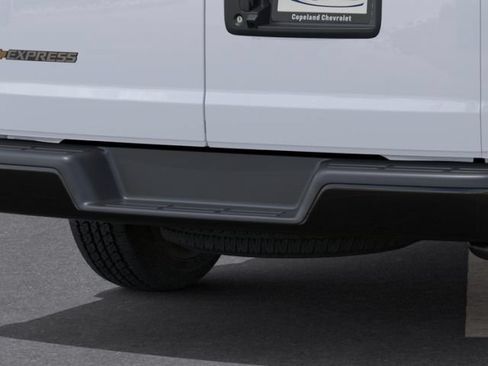 New 2026 Chevrolet Express 2500 Extended RWD image 14