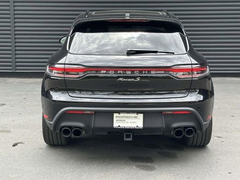 Certified 2022 Porsche Macan S AWD/4WD image 4
