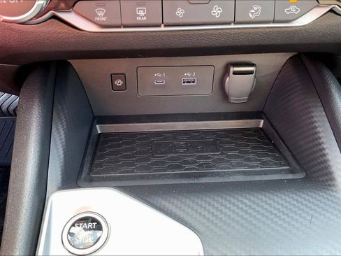 New 2025 Nissan Altima 2.5 SV w/ SV Special Edition Package image 32