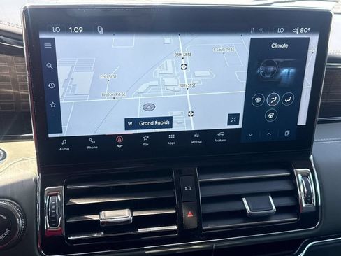 Certified 2022 Lincoln Navigator Black Label AWD/4WD image 25