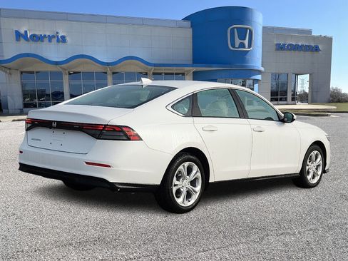 New 2026 Honda Accord LX image 4