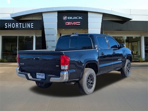 Used 2022 Toyota Tacoma 4x4 Double Cab image 3