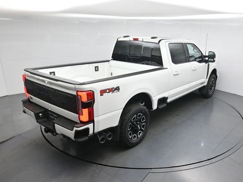 New 2026 Ford F250 Platinum image 40