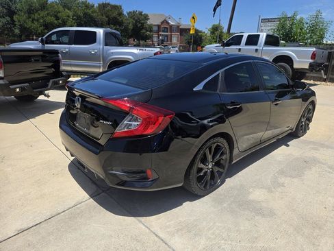 Used 2019 Honda Civic Sport image 8