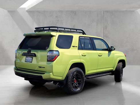 Used 2022 Toyota 4Runner TRD Pro AWD/4WD image 5