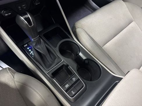 Used 2018 Hyundai Tucson Sport image 16