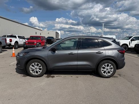 Used 2025 Ford Escape Active FWD image 21