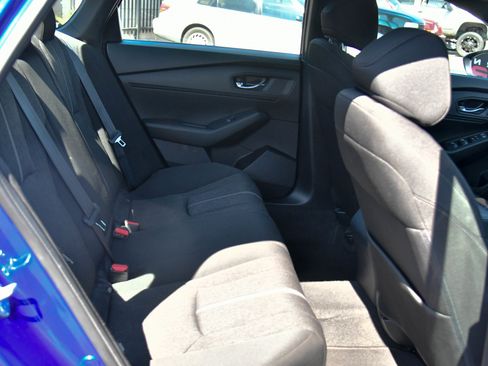 Used 2023 Honda Accord Sport image 40