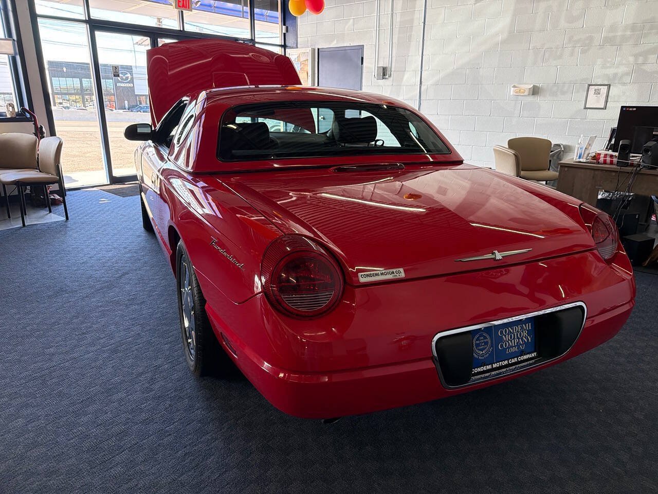 Used 2002 Ford Thunderbird RWD image 7