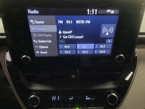 Used 2022 Toyota Corolla LE image 25