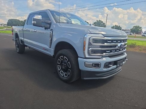 Used 2024 Ford F250 Platinum AWD/4WD image 1