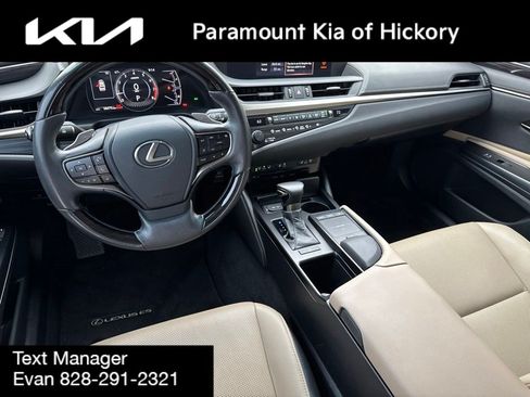 Used 2020 Lexus ES 350 w/ Premium Package FWD image 16