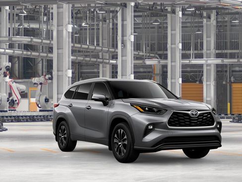 New 2026 Toyota Highlander XLE AWD/4WD image 15
