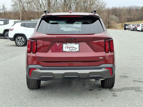 Certified 2025 Kia Sorento X-Line EX image 5