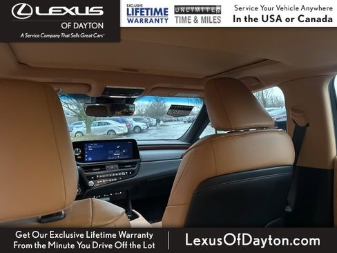 Certified 2025 Lexus ES 300h w/ Luxury Package image 35
