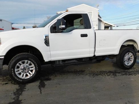 Used 2019 Ford F250 XLT w/ XLT Value Package image 3