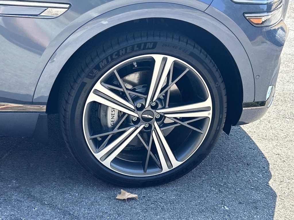 New 2027 Genesis GV80 3.5T e-SC AWD/4WD image 9