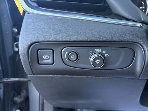 Used 2021 Buick Enclave Avenir w/ Avenir Technology Package image 34