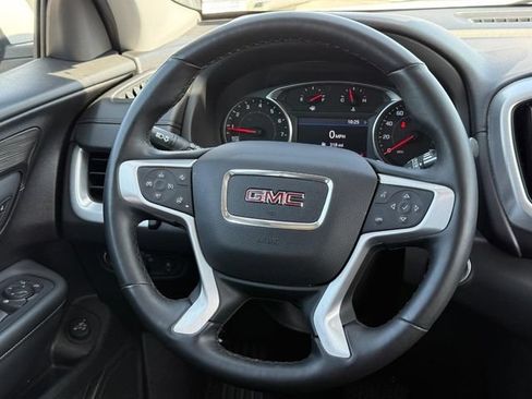 Used 2024 GMC Terrain SLT AWD/4WD image 16