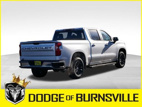 Used 2022 Chevrolet Silverado 1500 LT image 10