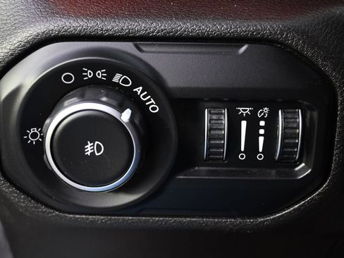 Used 2019 Jeep Wrangler Unlimited Rubicon AWD/4WD image 23