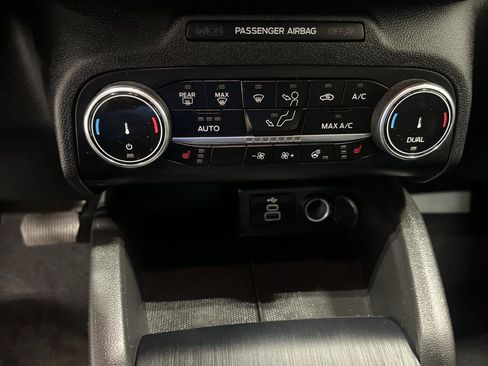 Used 2025 Ford Escape ST-Line Select AWD/4WD image 16