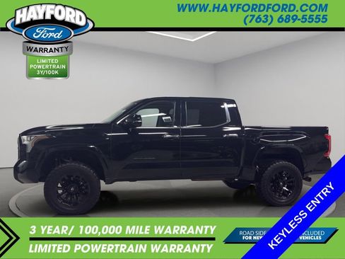Used 2024 Toyota Tundra Limited image 2