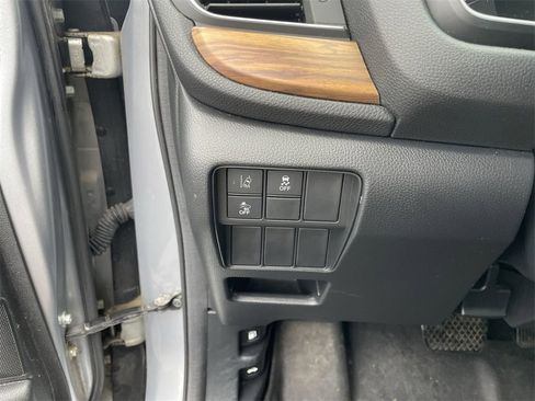 Used 2017 Honda CR-V EX image 19