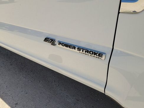 Used 2021 Ford F350 XLT AWD/4WD image 13