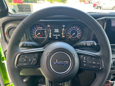 New 2025 Jeep Gladiator Mojave AWD/4WD image 13
