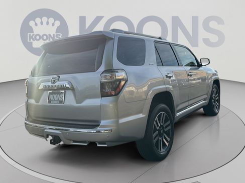 Used 2020 Toyota 4Runner Limited AWD/4WD image 7