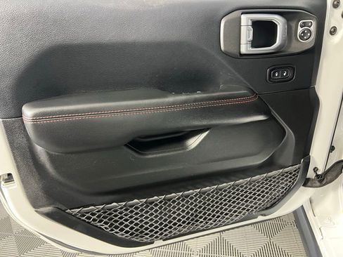 Used 2022 Jeep Wrangler Unlimited Rubicon w/ LED Lighting Group image 27