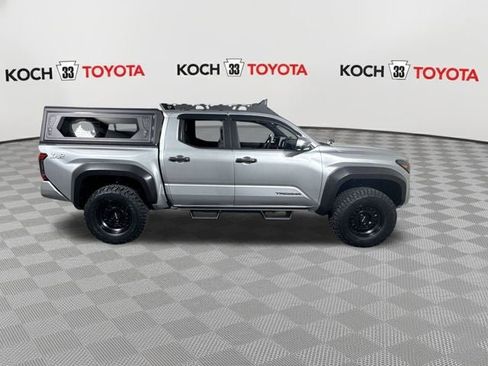 New 2024 Toyota Tacoma TRD Off-Road image 9
