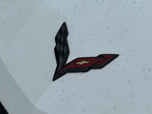 Used 2016 Chevrolet Corvette Z06 w/ 2LZ Preferred Equipment Group RWD image 4