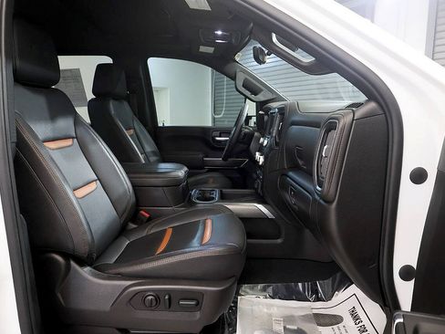Used 2023 GMC Sierra 2500 AT4 w/ AT4 Premium Plus Package AWD/4WD image 19