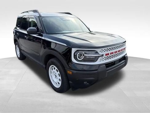 Used 2025 Ford Bronco Sport Heritage w/ Convenience Package AWD/4WD image 2