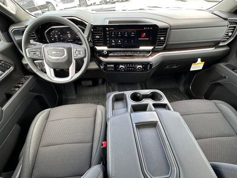 New 2026 GMC Sierra 1500 SLE AWD/4WD image 23