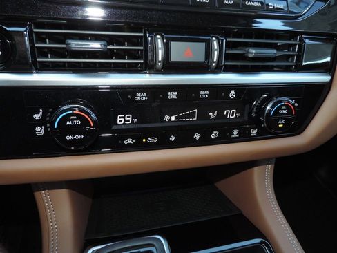 New 2025 Nissan Pathfinder Platinum w/ Cargo Package image 23