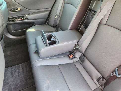 Used 2025 Lexus ES 350 12.3-in Lexus Interface, Panor w/ Premium Package image 33