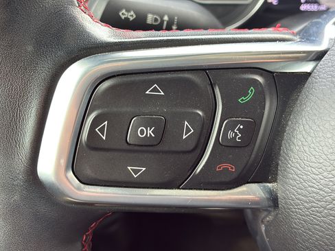 Used 2020 Jeep Gladiator Rubicon AWD/4WD image 36