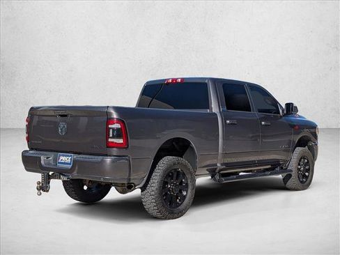Used 2020 RAM 2500 Big Horn w/ Night Edition AWD/4WD image 5