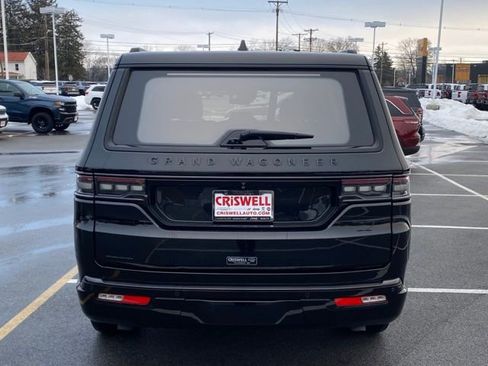 Used 2023 Jeep Grand Wagoneer Series II w/ Quick Order Packagew 28T image 4