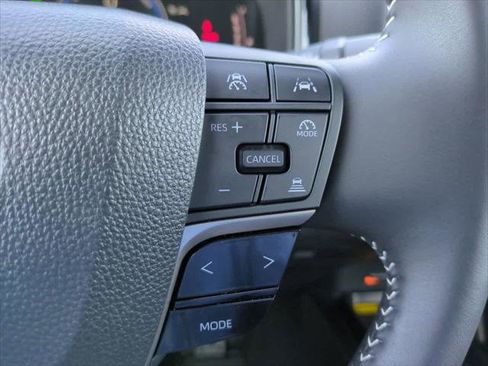 Certified 2025 Toyota Camry SE image 23