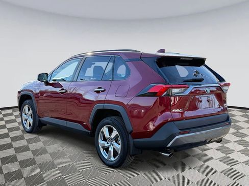 Used 2020 Toyota RAV4 Limited image 4