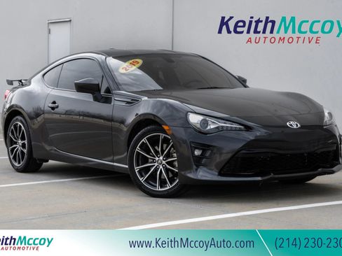 Used 2019 Toyota 86 image 1