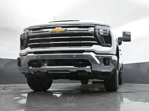 New 2026 Chevrolet Silverado 2500 LTZ w/ LTZ Plus Package image 9